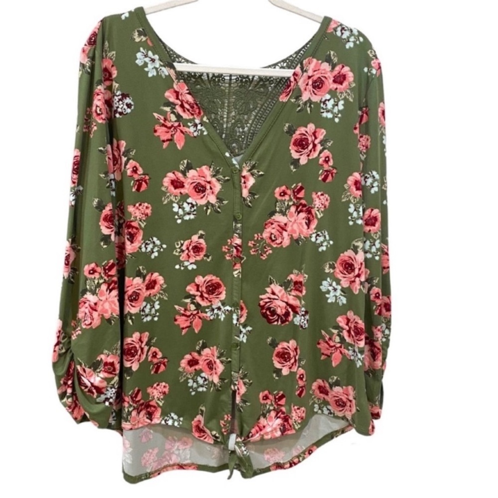 No Boundaries Women’s Blouse